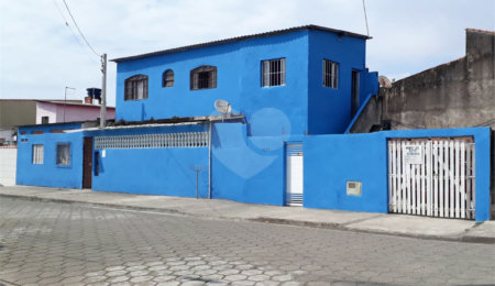 Casa à venda com 3 quartos em Balneário Laranjeiras, Itanhaém, SP