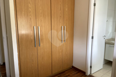 Apartamento à venda com 3 suítes em Jardim Ampliação, São Paulo, SP