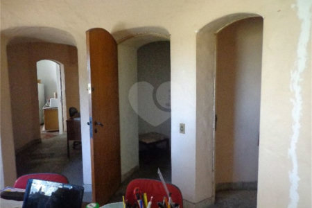 Cobertura à venda ou para alugar com 7 quartos, sendo 2 suítes, em Vila Andrade, São Paulo, SP