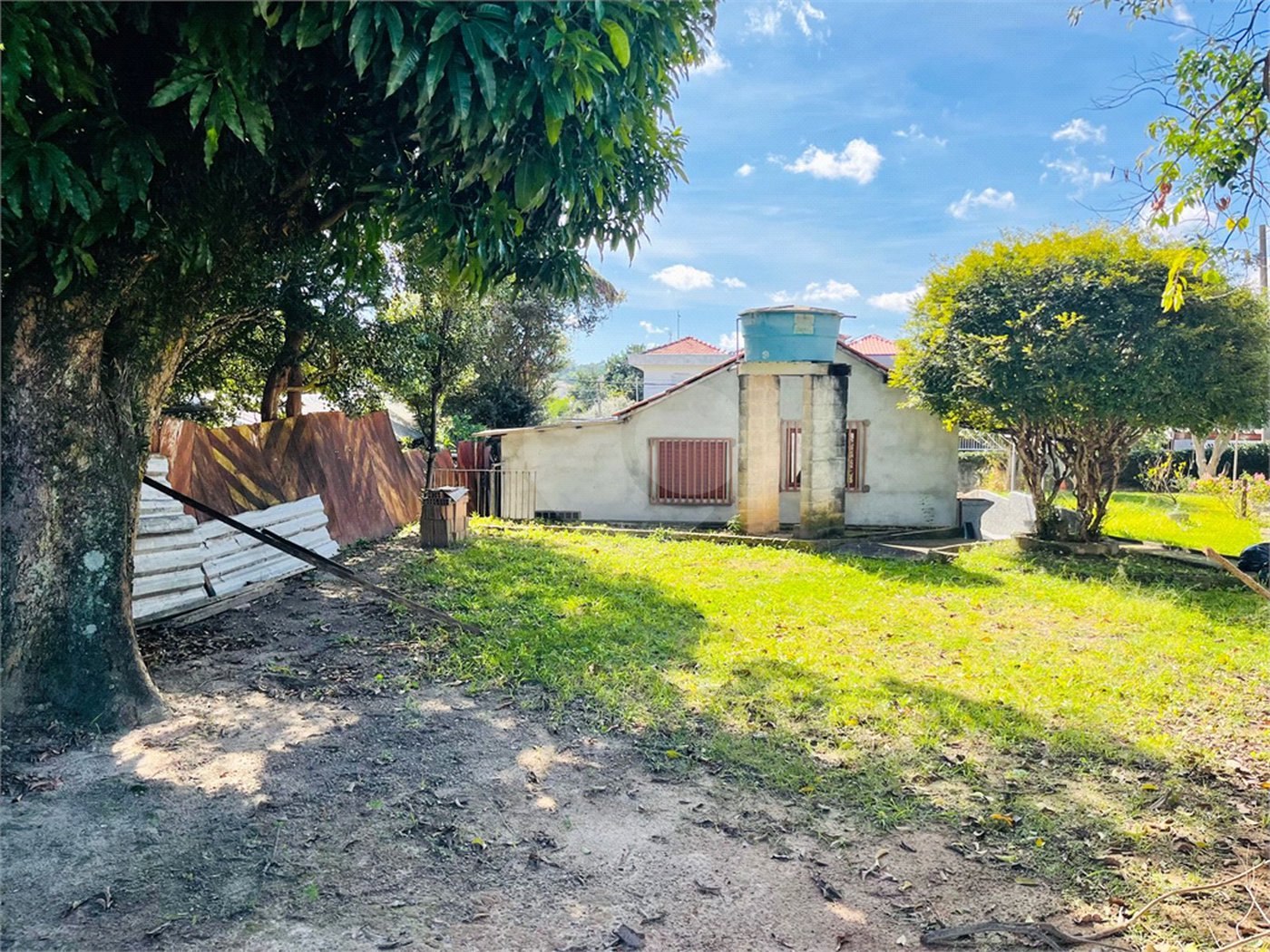 Terreno à venda com 1 quarto em Tremembé, São Paulo, SP