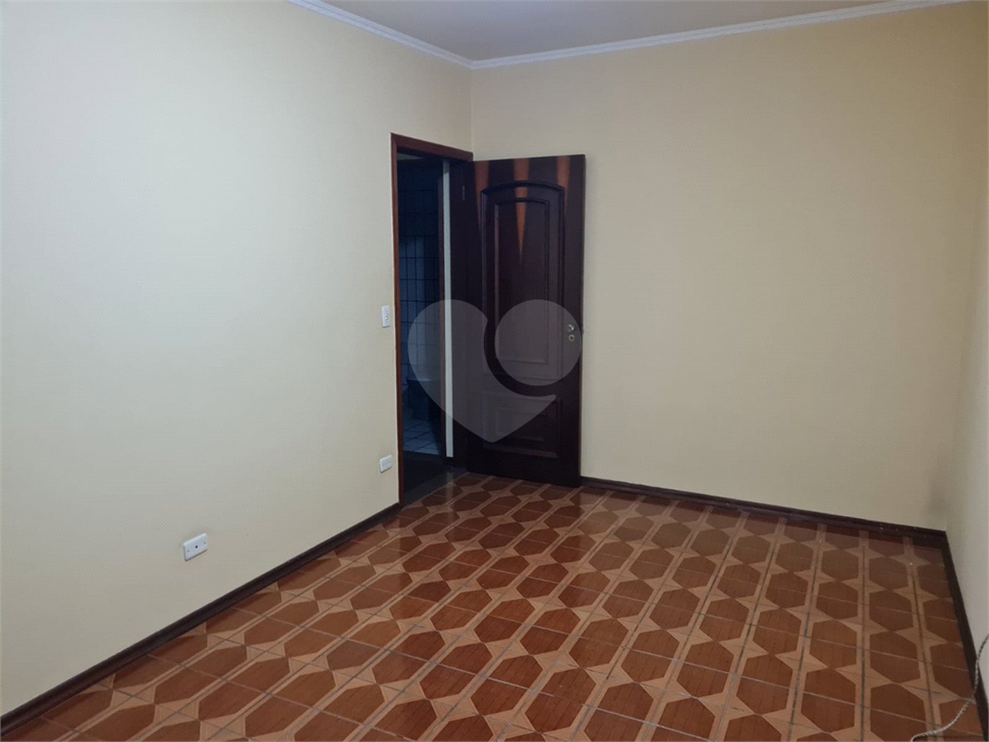 Sobrado à venda com 3 quartos, sendo 1 suíte, em Vila Tibagi, Guarulhos, SP
