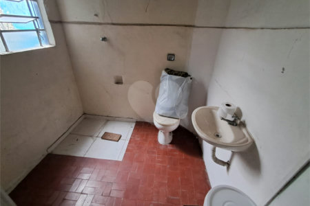 Sobrado à venda com 4 quartos em Vila Madalena, São Paulo, SP