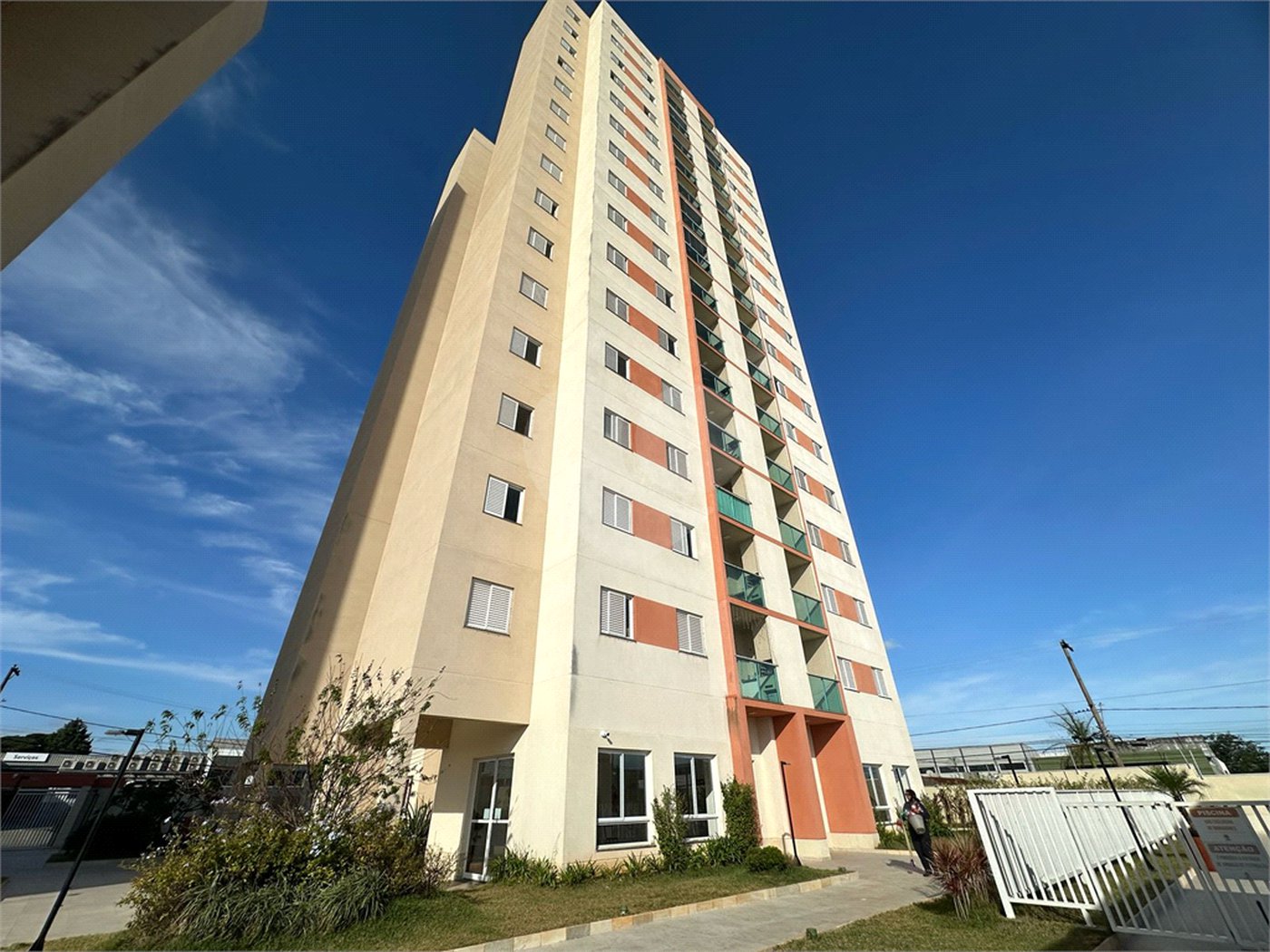 Apartamento à venda com 3 quartos, sendo 1 suíte, em Vila Macia, Itapetininga, SP