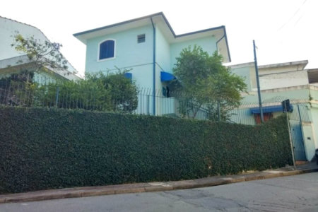 Casa à venda com 3 quartos, sendo 1 suíte, em Jardim Rosa Maria, São Paulo, SP
