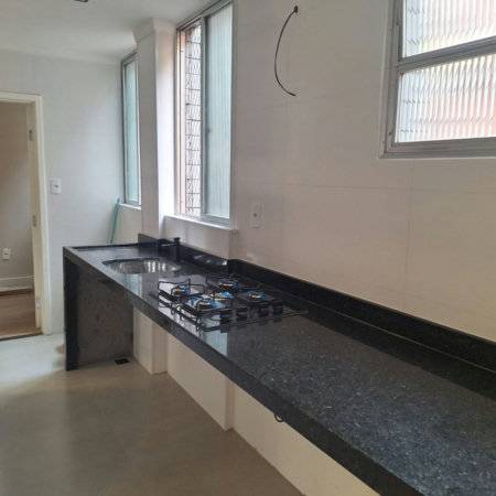 Apartamento Prédio Frente Mar em Santos | 3 Dormitórios à Venda