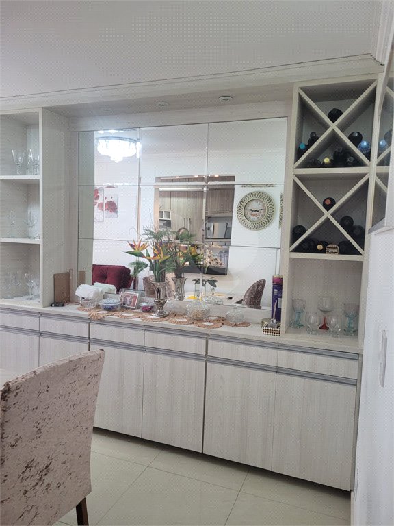 Apartamento à venda com 2 quartos, sendo 1 suíte, em Jardim São Luís, Suzano, SP