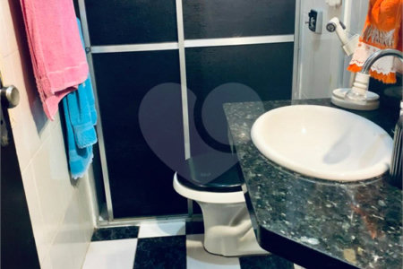 Casa Térrea à venda com 3 quartos, sendo 1 suíte, em Parque Ouro Fino, Sorocaba, SP