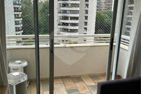 Apartamento à venda com 2 quartos, sendo 1 suíte,  em Paraíso do Morumbi, São Paulo, SP