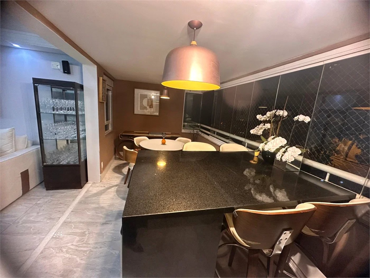 Apartamento à venda com 4 quartos, sendo 3 suítes,  em Paraíso do Morumbi, São Paulo, SP