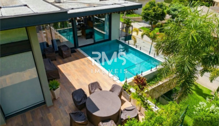 Casa à venda com 5 suítes no condomínio Plaza Athenee, Itu - SP