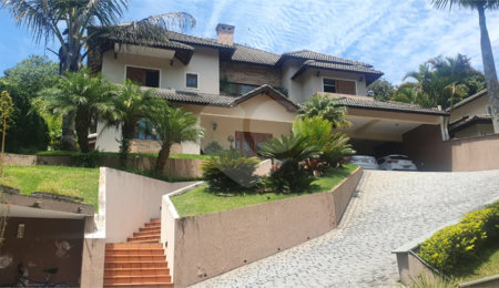 Casa à venda com 5 suítes no condomínio Arujá Hills I e Ii, Arujá - SP