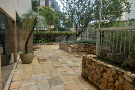 Apartamento à venda com 3 quartos, sendo 1 suíte, em Pinheiros, São Paulo, SP
