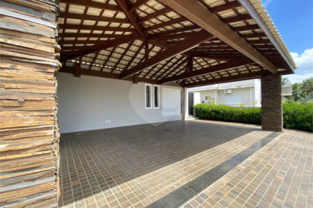 Casa à venda com 6 quartos, sendo 4 suítes,  no condomínio Palmeiras Imperiais, Salto - SP