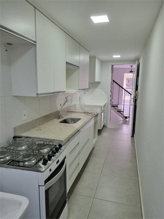 Cobertura à venda com 3 quartos, sendo 2 suítes, em Cachamorra, Rio de Janeiro, RJ