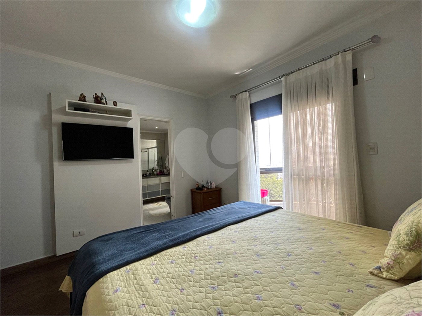 Apartamento à venda com 4 quartos, sendo 3 suítes, em Santana, São Paulo, SP