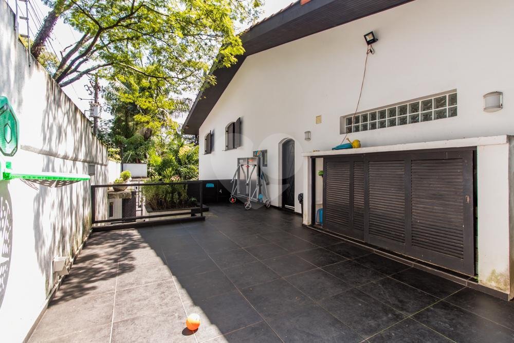 Casa à venda com 4 suítes em Jardim Marajoara, São Paulo, SP