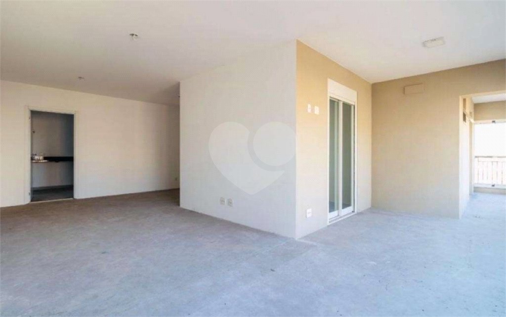 Apartamento à venda com 3 quartos, sendo 1 suíte, em Jardim da Saúde, São Paulo, SP