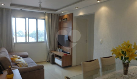 Apartamento à venda com 2 quartos em Parque Fongaro, São Paulo, SP