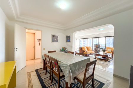 Apartamento à venda ou para alugar com 4 suítes em Alto da Boa Vista, São Paulo, SP