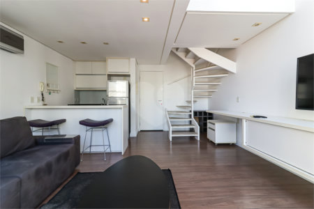 Duplex à venda com 1 suíte em Vila Nova Conceição, São Paulo, SP