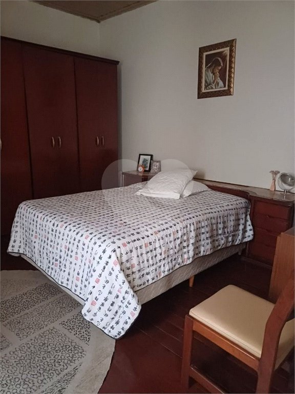 Casa à venda com 4 quartos em Estação, São Roque, SP