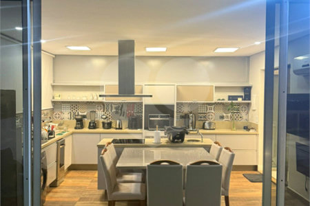 Apartamento à venda com 3 quartos, sendo 1 suíte, em Vila Leopoldina, São Paulo, SP