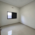 Casa à venda com 3 quartos, sendo 1 suíte,  em Parque Residencial Quinta da Lagoa, Três Lagoas, MS