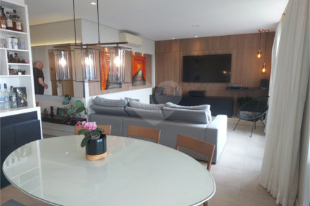 Apartamento à venda com 4 quartos, sendo 2 suítes, em Vila Suzana, São Paulo, SP