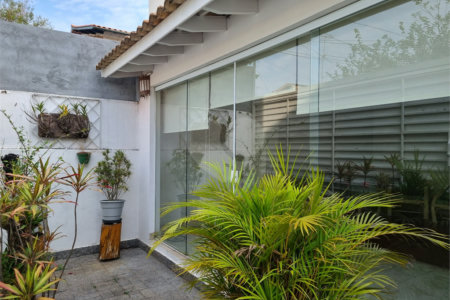 Sobrado à venda com 3 quartos, sendo 1 suíte, em Brooklin, São Paulo, SP