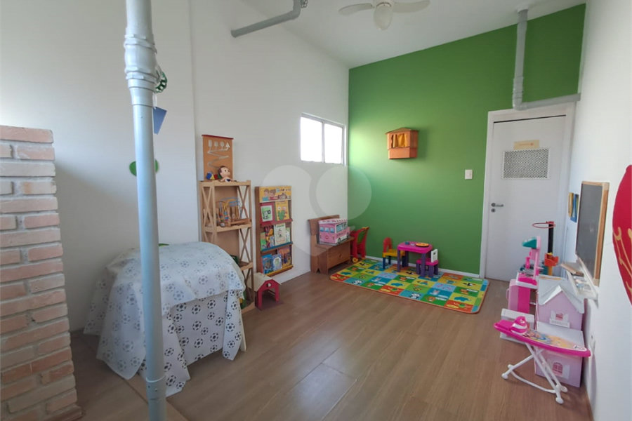 Apartamento à venda com 3 quartos, sendo 1 suíte,  em Paraíso, São Paulo, SP