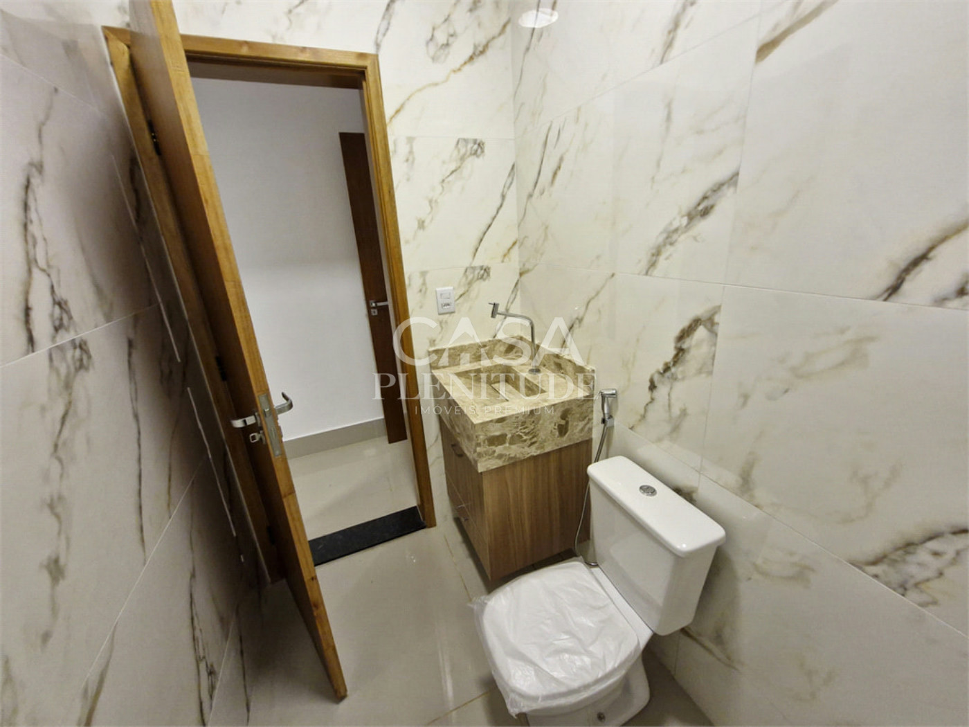 Casa em condomínio à venda com 3 quartos, sendo 1 suíte, em Cajuru do Sul, Sorocaba, SP
