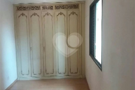 Apartamento à venda com 3 suítes em Aclimação, São Paulo, SP