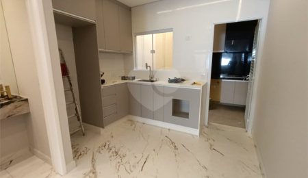 Sobrado à venda com 3 quartos, sendo 1 suíte,  em Vila Medeiros, São Paulo, SP