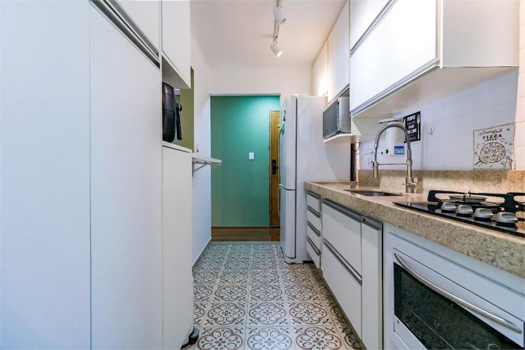 Apartamento à venda com 2 quartos, sendo 1 suíte,  em Vila Andrade, São Paulo, SP