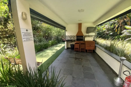 Apartamento à venda com 3 quartos, sendo 1 suíte,  em Vila Andrade, São Paulo, SP