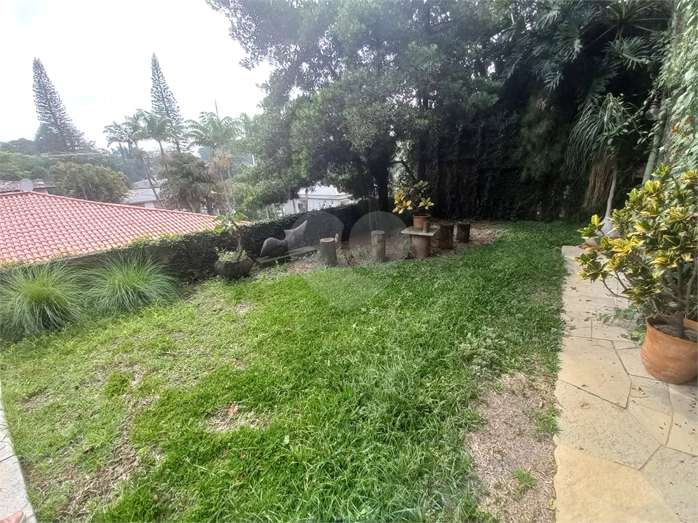 Sobrado à venda com 4 quartos, sendo 2 suítes, em Fazenda Morumbi, São Paulo, SP