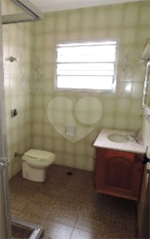 Sobrado à venda com 4 quartos em Vila Ipojuca, São Paulo, SP
