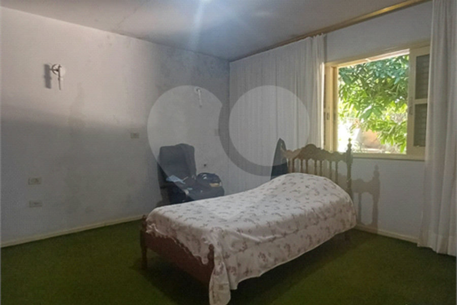 Sobrado à venda com 5 suítes em Vila Albertina, São Paulo, SP