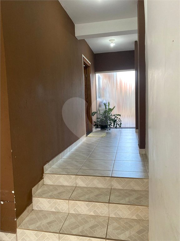 Casa à venda com 4 quartos, sendo 2 suítes,  em Vila Carolina, Itapetininga, SP