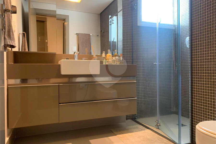 Apartamento à venda com 3 quartos, sendo 2 suítes, em Higienópolis, São Paulo, SP