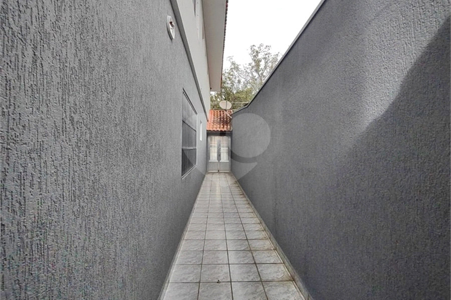 Sobrado à venda com 3 quartos, sendo 1 suíte, em Vila Pedra Branca, São Paulo, SP