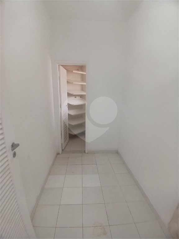 Apartamento à venda com 2 quartos, sendo 1 suíte, em Lagoa, Rio de Janeiro, RJ