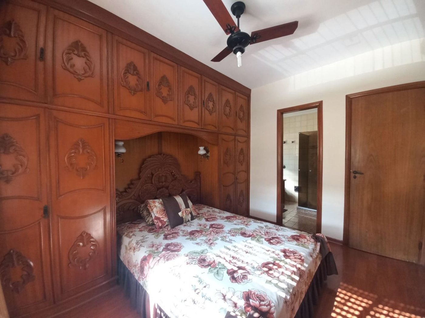 Belíssimo Apartamento de Frente, 3 Quartos, com Garagem Fechada, à Venda no Marapé – Santos/SP