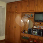 Casa Térrea à venda com 3 quartos, sendo 1 suíte, em Vila Constança, São Paulo, SP