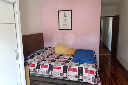Casa à venda com 3 quartos, sendo 1 suíte, em Vila Dalva, São Paulo, SP