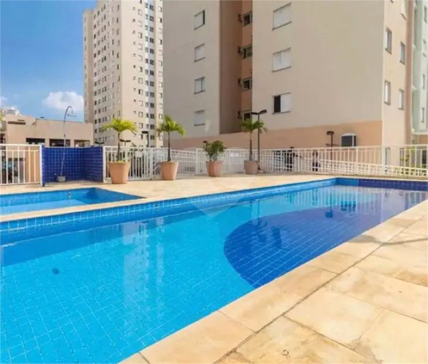Apartamento MOBILIADO à venda. ÓTIMA OPORTUNIDADE!