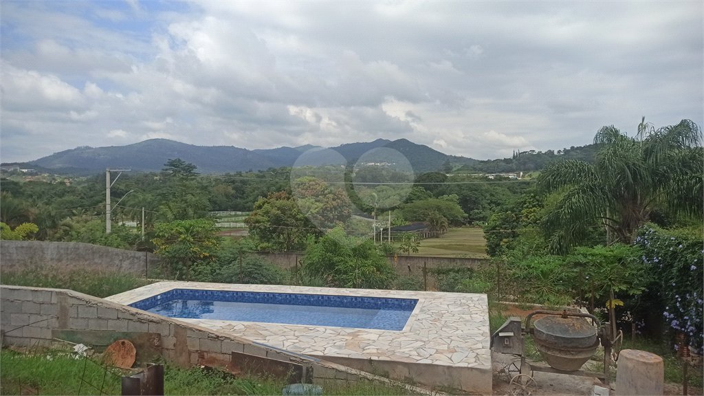 Casa à venda com 3 suítes no condomínio Serra da Estrela, Atibaia - SP