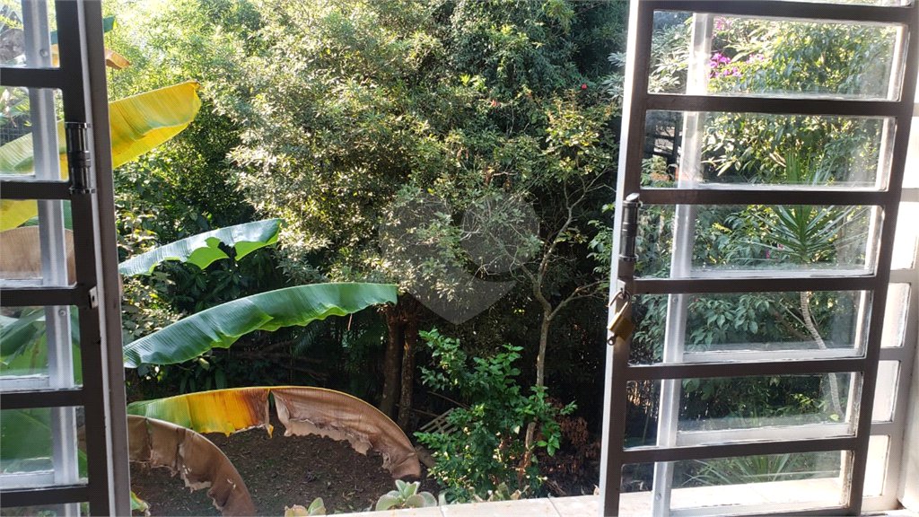 Sobrado à venda com 3 quartos, sendo 1 suíte, em Horto, São Paulo, SP