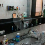 Casa à venda com 3 quartos, sendo 1 suíte, no condomínio Travessa Soldado Oscar Ribeiro Sampaio,8, São Paulo - SP