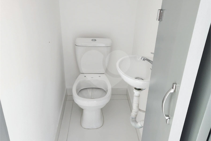 Sobrado à venda com 3 quartos, sendo 1 suíte,  em Vila Pereira Barreto, São Paulo, SP